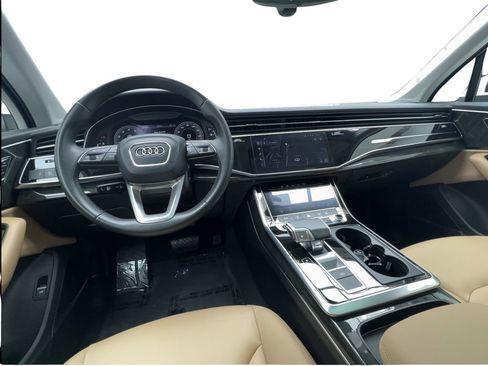 Used 2022 Audi Q7 3.0T Premium Plus w/ Premium Plus Package AWD/4WD image 38