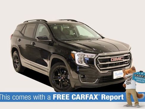 Used 2024 GMC Terrain AT4 w/ Infotainment Package II image 2