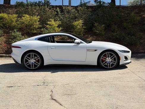 Used 2021 Jaguar F-TYPE R-Dynamic image 2