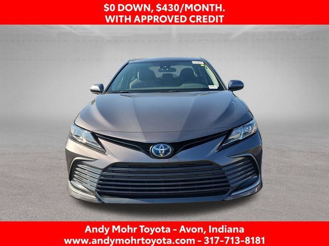 Used 2022 Toyota Camry LE FWD image 3