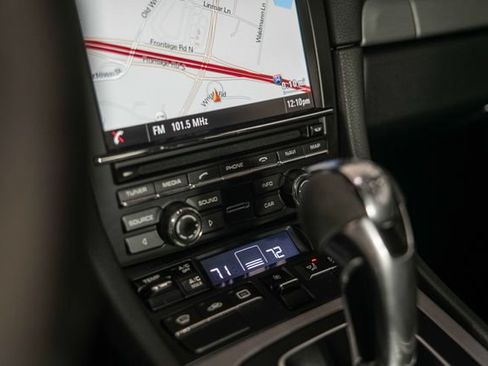 Used 2015 Porsche 911 GT3 RWD image 22