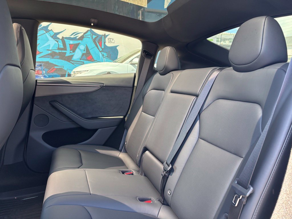 Used 2026 Tesla Model Y Performance AWD/4WD image 10
