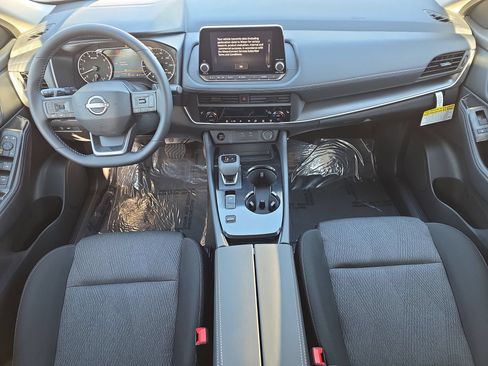 New 2026 Nissan Rogue SV w/ Cold Weather Package FWD image 9