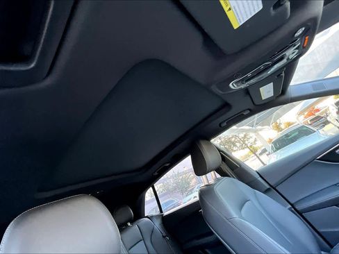 Used 2025 Audi Q8 Premium Plus w/ Premium Plus Package image 11