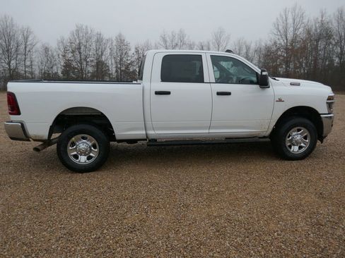 New 2026 RAM 2500 Tradesman AWD/4WD image 3