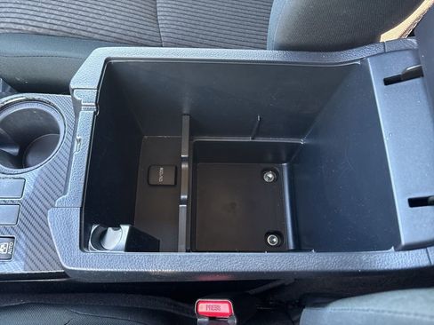 Used 2024 Toyota 4Runner TRD Off-Road image 33