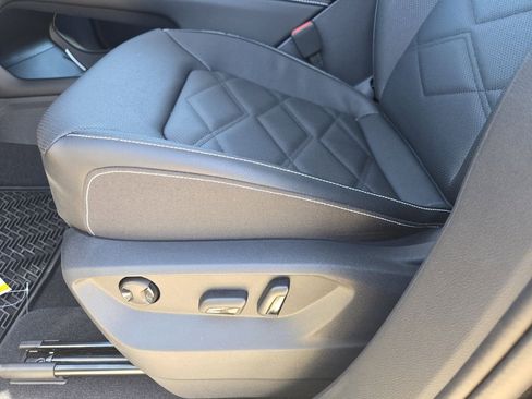 New 2026 Volkswagen Atlas SE FWD image 18