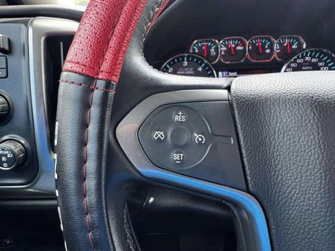 Used 2018 Chevrolet Silverado 1500 LT w/ Texas Edition image 27