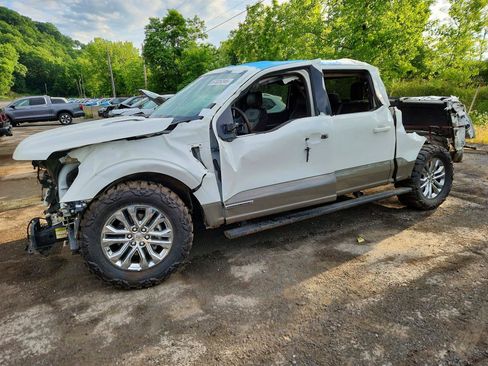 Used 2025 Ford F150 King Ranch w/ FX4 Off-Road Package AWD/4WD image 2