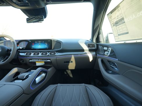 New 2026 Mercedes-Benz GLE 53 AMG AMG GLE 53 image 25