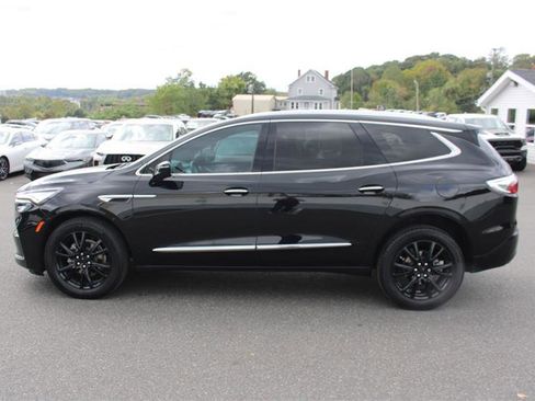 Used 2022 Buick Enclave Premium w/ Experience Buick Package image 5