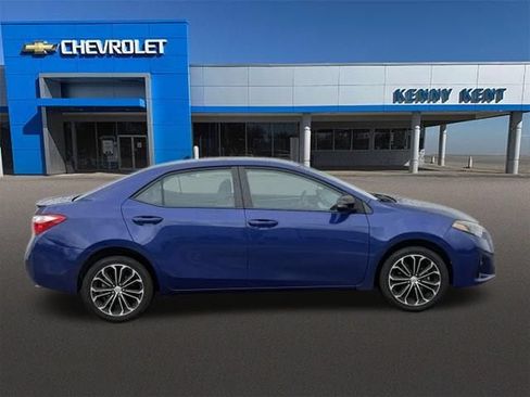 Used 2016 Toyota Corolla S FWD image 3