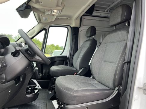 Used 2025 RAM ProMaster 3500 w/ Power Group FWD image 4