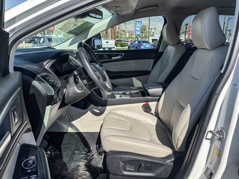 Used 2024 Ford Edge Titanium w/ Equipment Group 301A AWD/4WD image 19