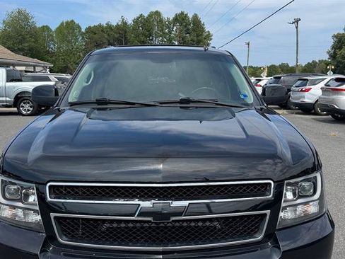 Used 2013 Chevrolet Suburban LT AWD/4WD image 22