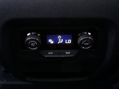 New 2026 Chevrolet Traverse Z71 w/ Driver Confidence Package image 27