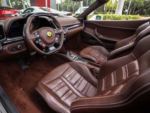 Certified 2014 Ferrari 458 Spider RWD image 43