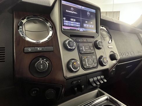 Used 2015 Ford F350 Lariat w/ Lariat Ultimate Package image 26