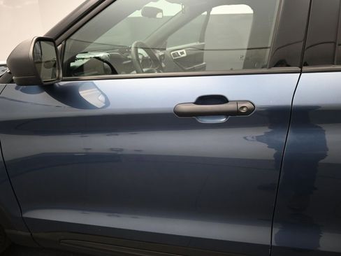 Used 2021 Ford Explorer 4WD Police Interceptor image 9