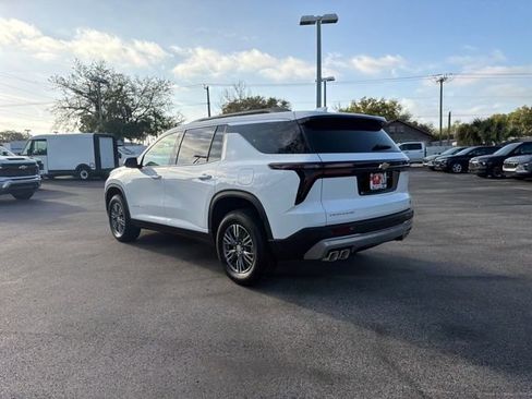 New 2026 Chevrolet Traverse LT w/ Driver Confidence Package image 8
