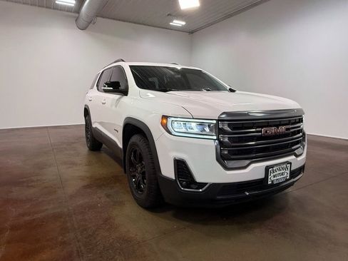 Used 2023 GMC Acadia AT4 image 31