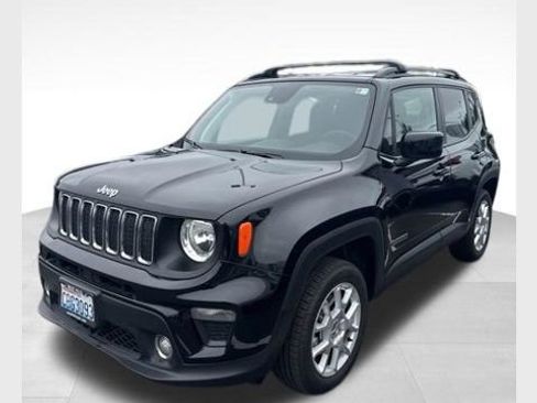 Used 2021 Jeep Renegade Latitude AWD/4WD image 1