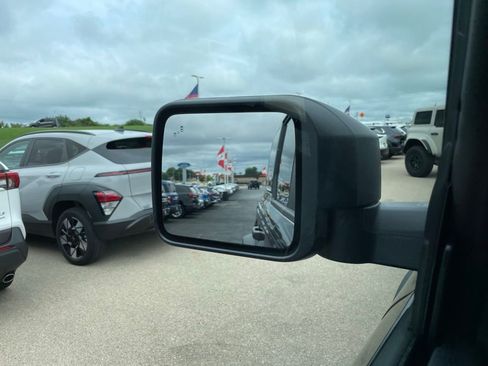New 2025 Ford Bronco Badlands image 41