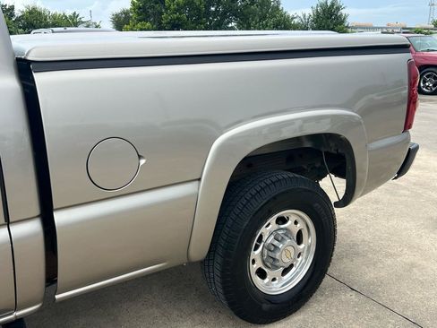 Used 2003 Chevrolet Silverado 1500 LS RWD image 66