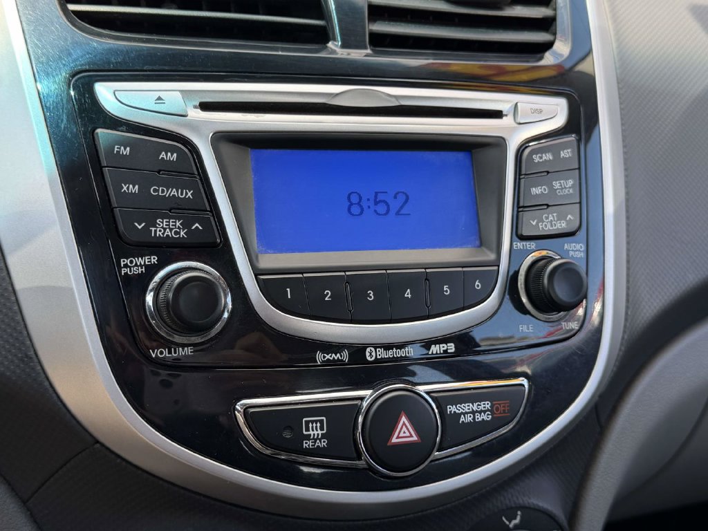 Used 2013 Hyundai Accent GLS w/ Premium Pkg FWD image 27