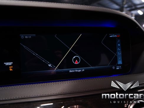 Used 2018 Mercedes-Benz S 560 Sedan image 38