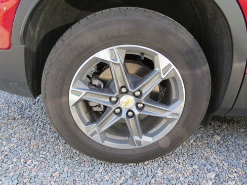 Used 2023 Chevrolet Blazer LT w/ Driver Confidence Package image 7