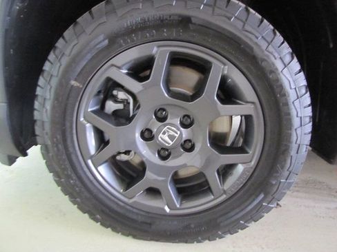 Certified 2023 Honda Pilot TrailSport image 28