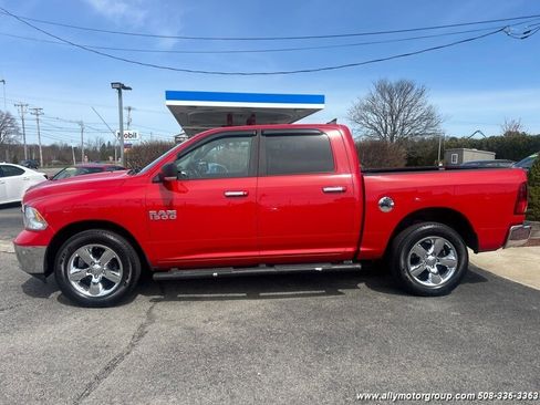 Used 2017 RAM 1500 Big Horn image 3