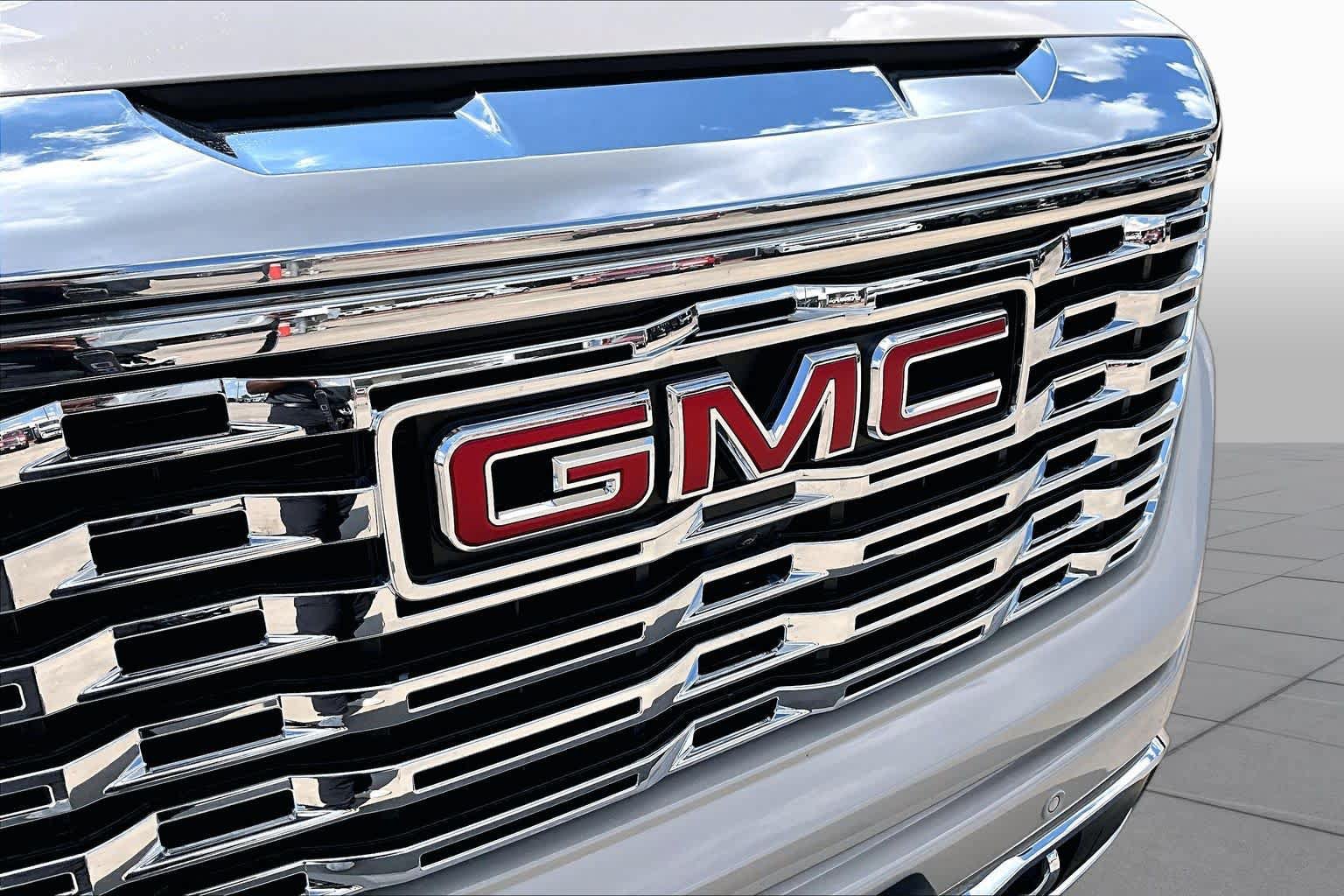 Used 2026 GMC Sierra 1500 Denali AWD/4WD image 30