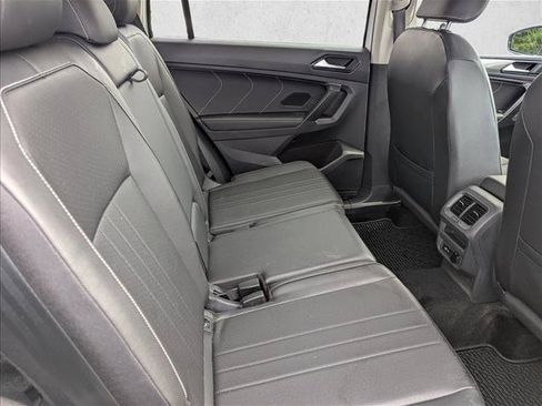 Used 2024 Volkswagen Tiguan SE AWD/4WD image 29