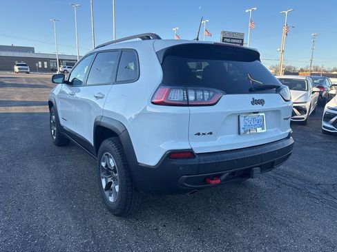 Used 2019 Jeep Cherokee Trailhawk w/ Comfort/Convenience Group image 6
