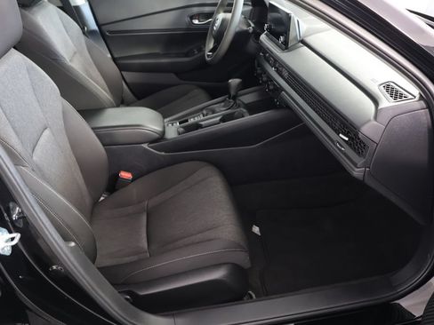 Used 2025 Honda Accord SE image 23