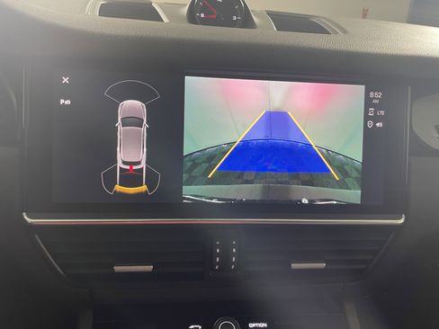 Certified 2022 Porsche Cayenne image 24