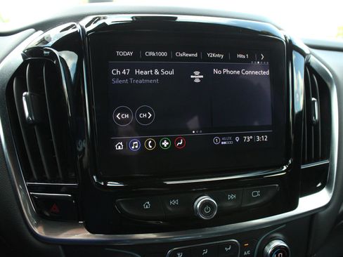 Used 2023 Chevrolet Traverse LT FWD image 40