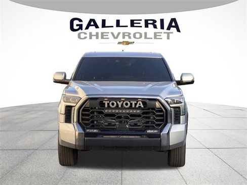 Used 2024 Toyota Tundra Platinum image 3