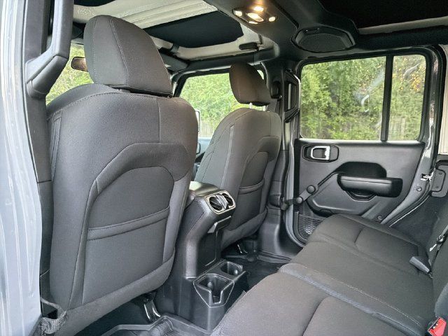 Used 2021 Jeep Wrangler Unlimited Sport AWD/4WD image 12