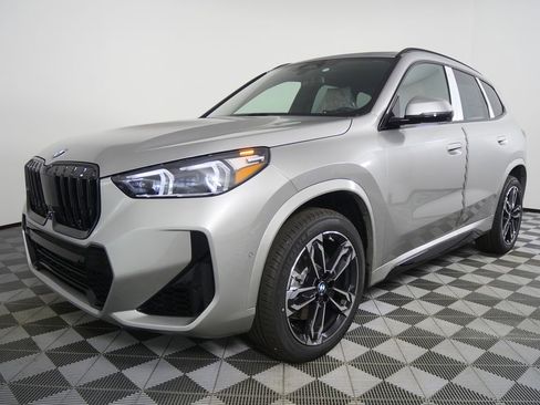 Used 2026 BMW X1 xDrive28i w/ Technology Package AWD/4WD image 7