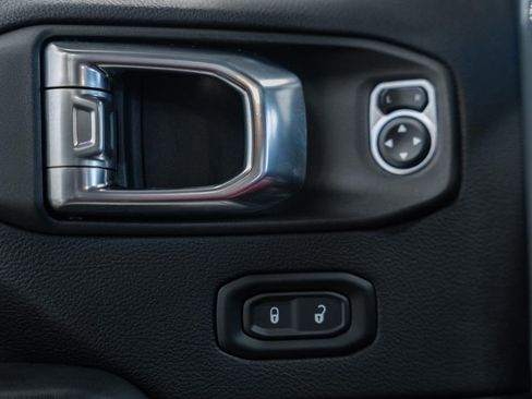 Used 2024 Jeep Wrangler Unlimited Rubicon 392 image 43