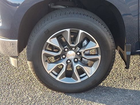 Used 2023 Chevrolet Silverado 1500 LT image 8