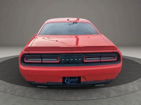 Used 2022 Dodge Challenger GT RWD image 19