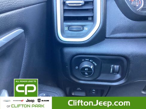 Used 2022 RAM 1500 Big Horn image 21