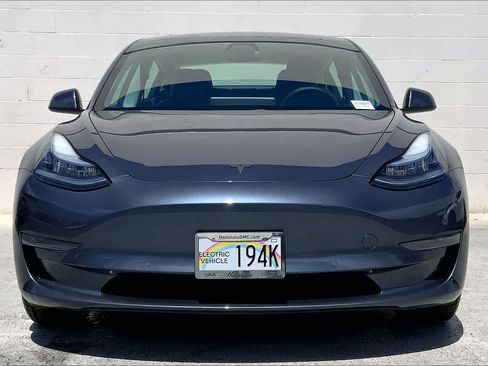 Used 2020 Tesla Model 3 Standard Range Plus RWD image 6