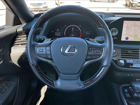 Used 2024 Lexus LS 500 w/ Interior Upgrade Package image 15