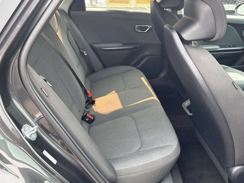 Used 2025 Kia K4 FWD image 14