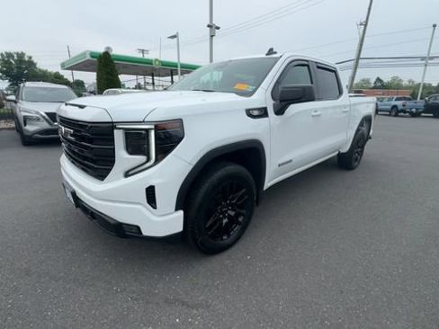 Certified 2025 GMC Sierra 1500 Elevation AWD/4WD image 4